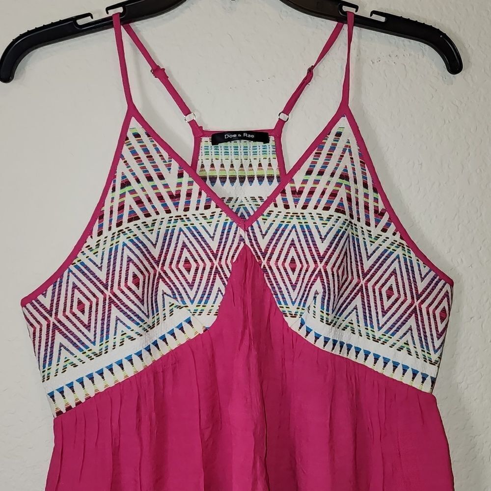 NWOT Pink Tribal top - Picture 2 of 4